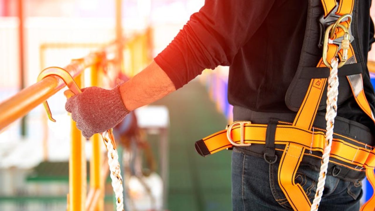 Por-que-es-importante-la-prevencion-en-los-trabajos-en-altura-1280x720-5